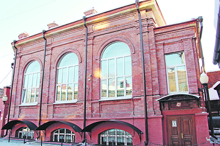 2 фасад здания Центра Вампилова.jpg 2 фасад здания Центра Вампилова.jpg