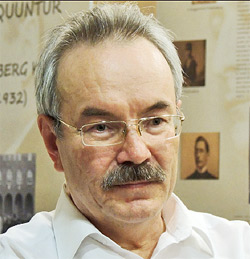 6-ar-sergi.jpg 4-1-23.jpg