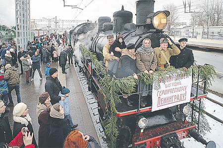 poezd-pobedy450x300.jpg poezd-pobedy450x300.jpg