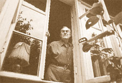 Вадим Крохин (в «ЛГ» с 1972 по 1986 год). Писатель Вадим Кожевников.