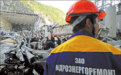 Саяно-Шушенская ГЭС, август 2009 г.; ИТАР-ТАСС