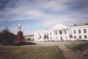 Центральная площадь Охотска; Фото автора