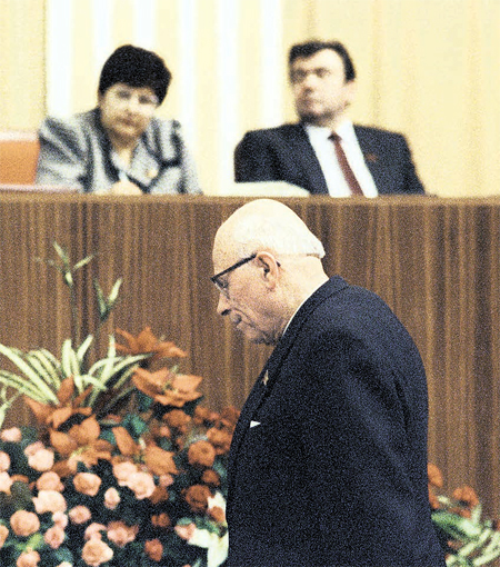 saharov450.jpg saharov450.jpg
